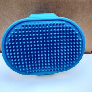 Blue Soft Silicone Pet Bath Brush – Hair Remover & Massage Comb for Dogs & Cats